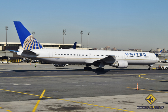 Boeing 767-424/ER